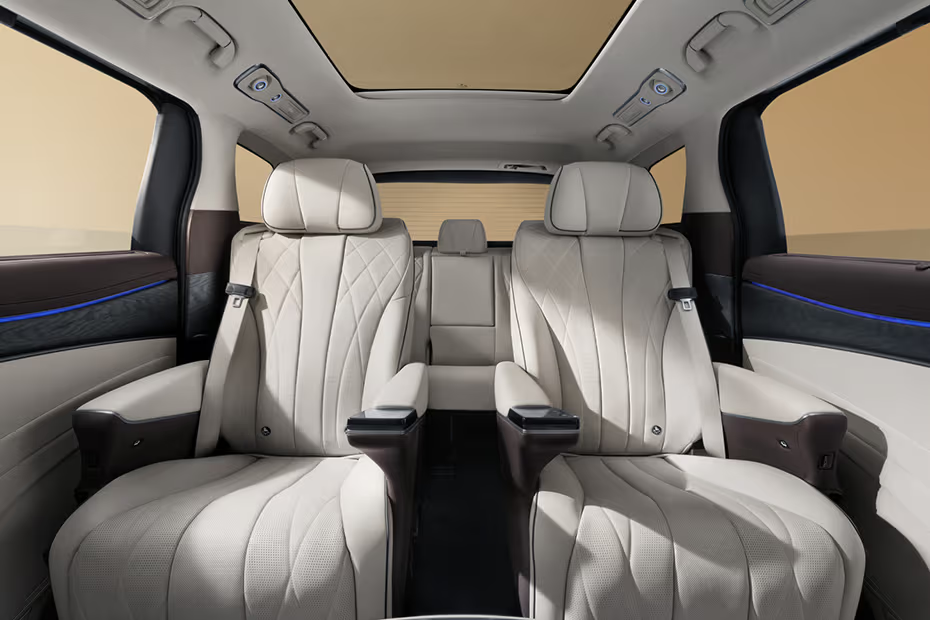 D9 Rear Seats
