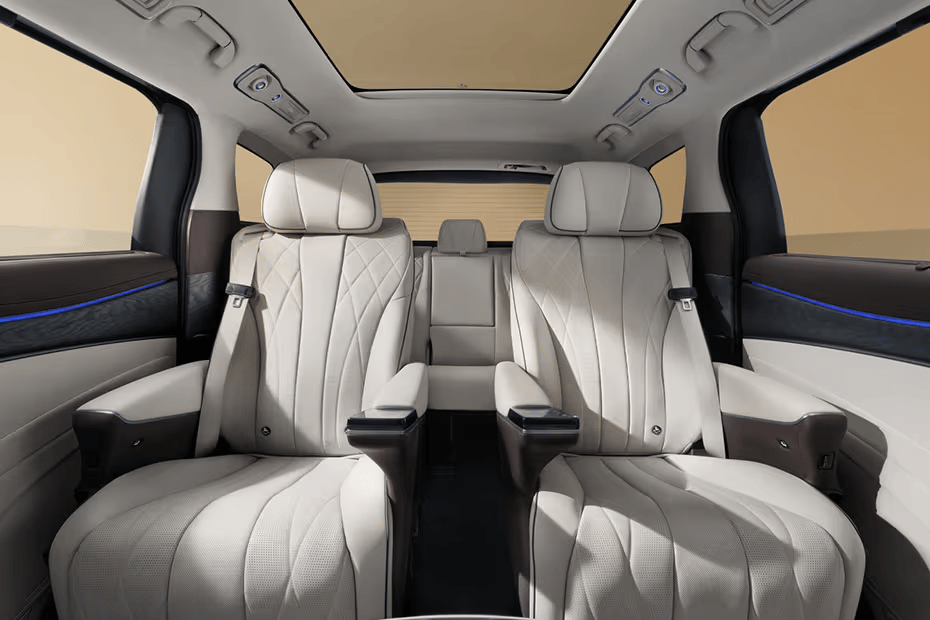D9 Rear Seats