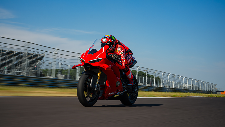Front view of a Ducati Red Ducati Panigale V4 R