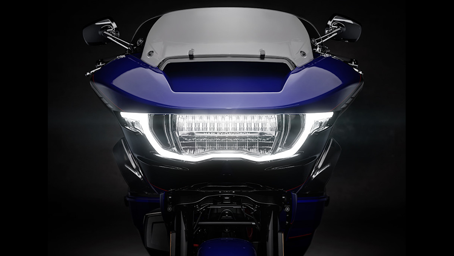 Front view of Harley-Davidson CVO Road Glide