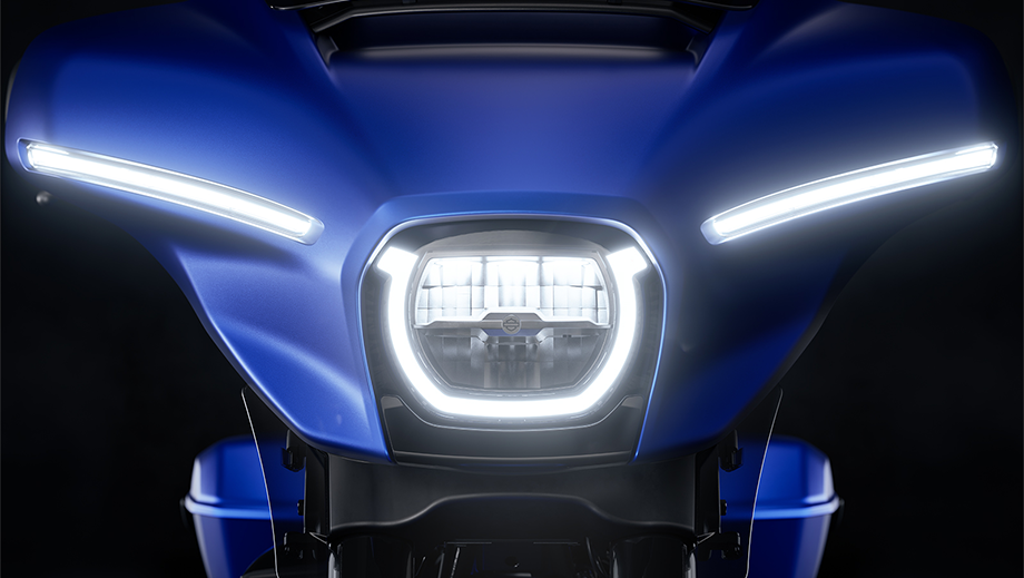 Headlight close-up of Harley-Davidson CVO Street Glide