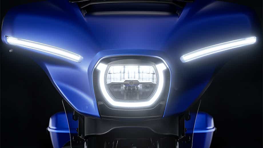 Headlight close-up of Harley-Davidson CVO Street Glide