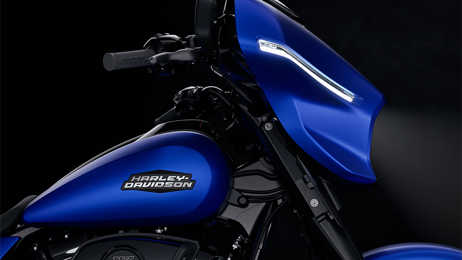 Front fairing of Harley-Davidson CVO Street Glide