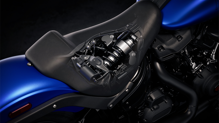 Close-up of the seat and suspension of a Harley-Davidson Low Rider S