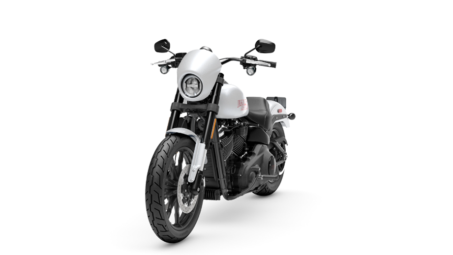 Front three-quarter view of a White Onyx Pearl Harley-Davidson Low Rider S