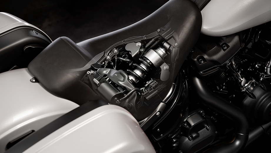 Seat close-up of Harley-Davidson Low Rider ST