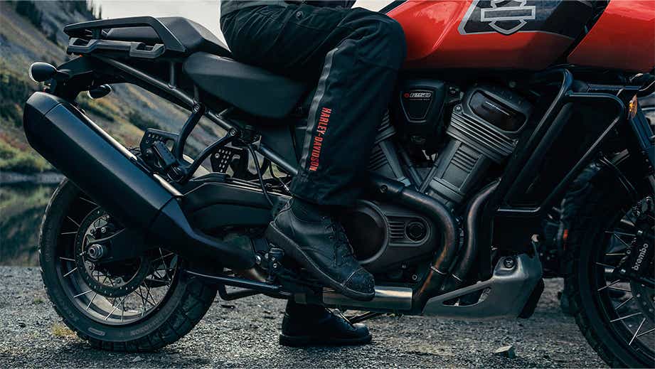 Side view of a Harley-Davidson Pan America 1250 Special