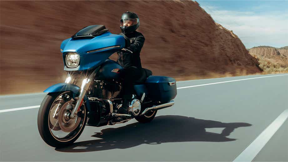 Front three-quarter view of a aurora blue denim Harley-Davidson Street Glide