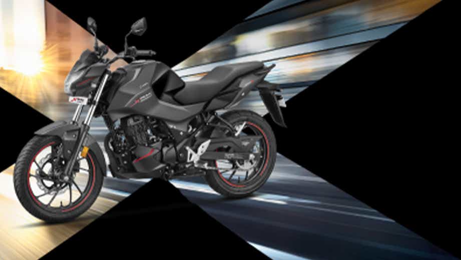 Side profile of a stealth black Hero Xtreme 160R motorcycle