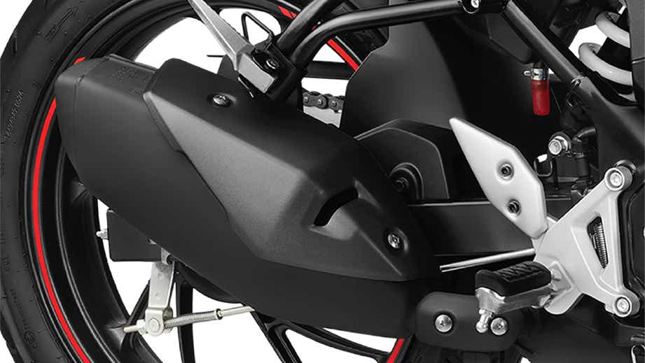 Exhaust close-up of a stealth black Hero Xtreme 160R