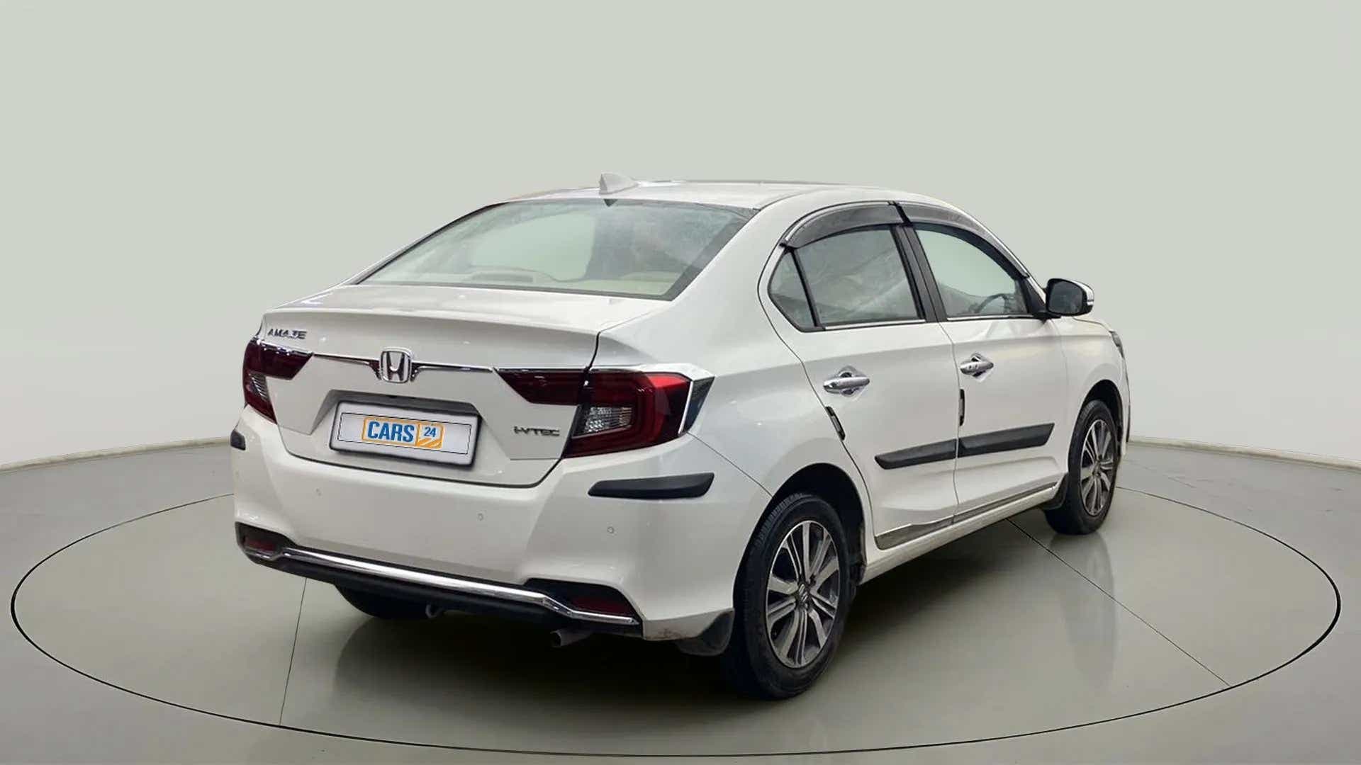 Rear three-quarter of a Honda Amaze