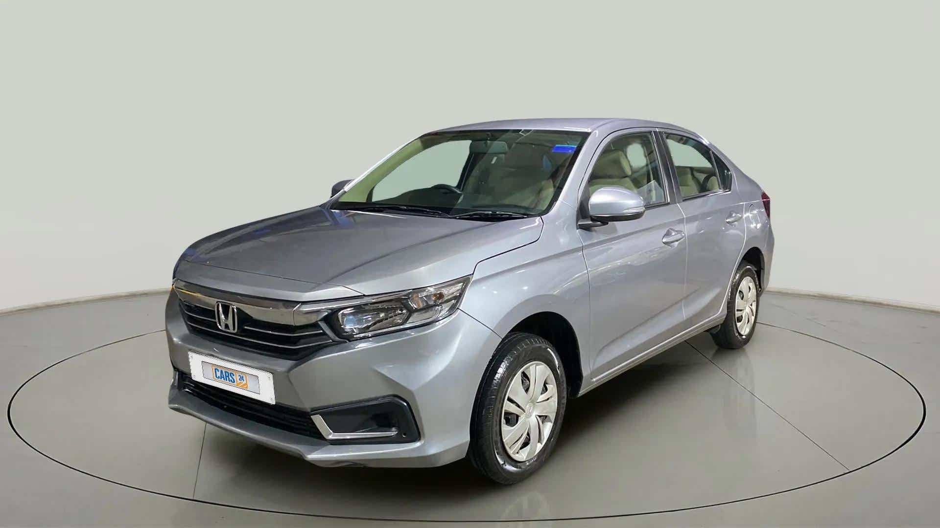 Front three-quarter view of a Honda Amaze
