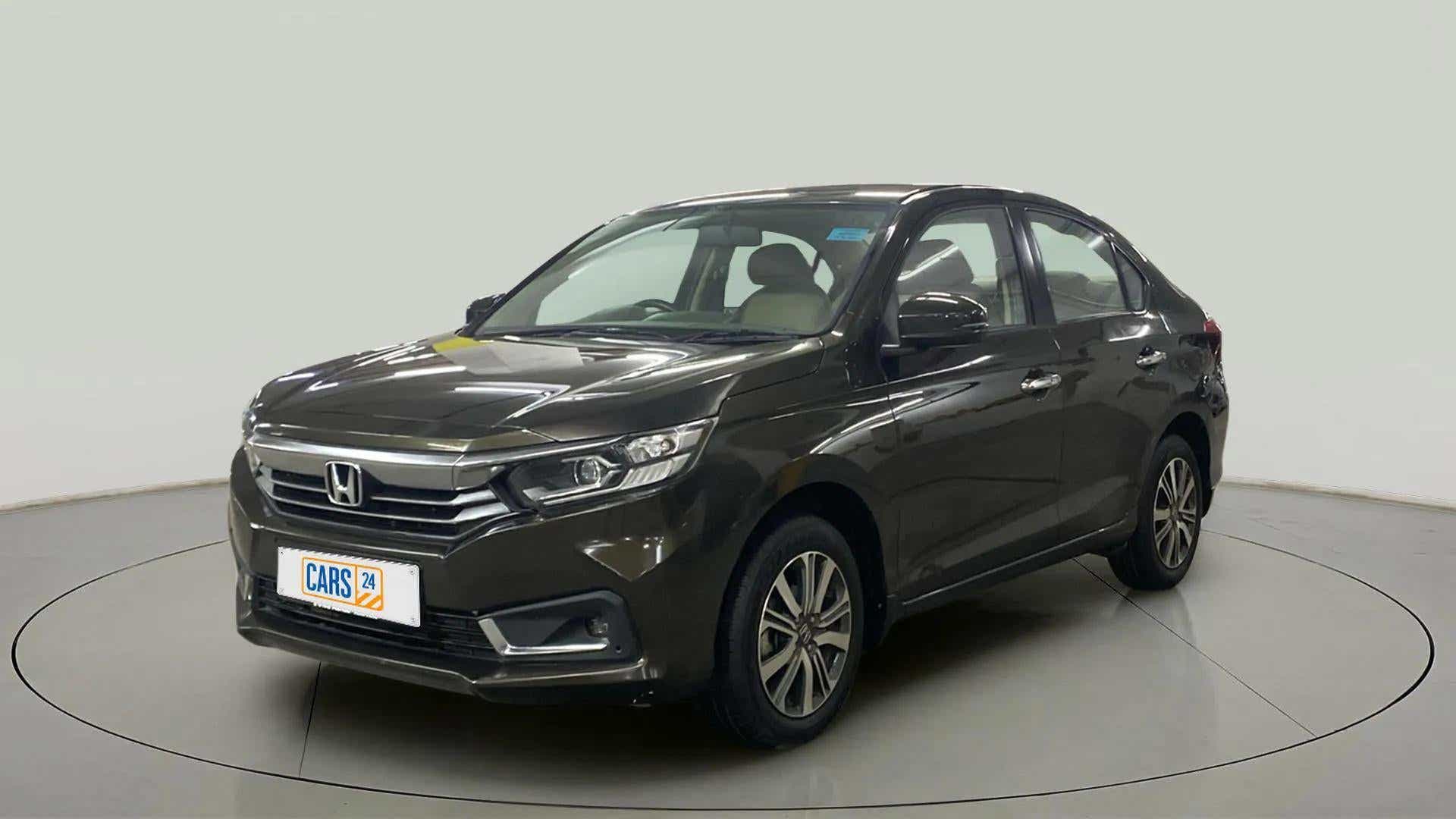 Front three-quarter view of a honda amaze