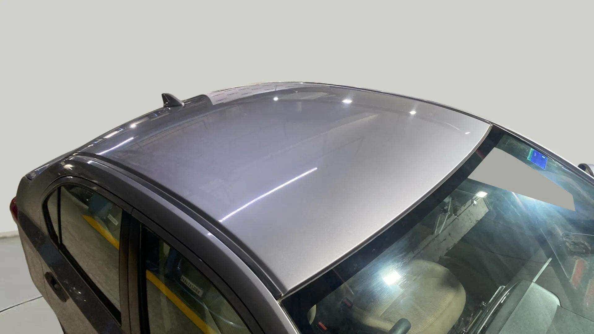 Roof view of a Honda Amaze