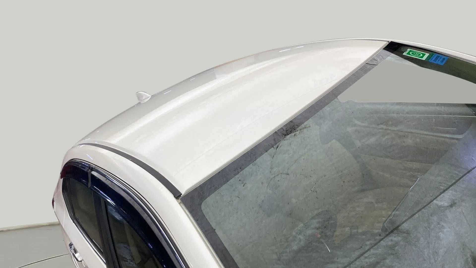 Roof and windshield view of a Honda Amaze