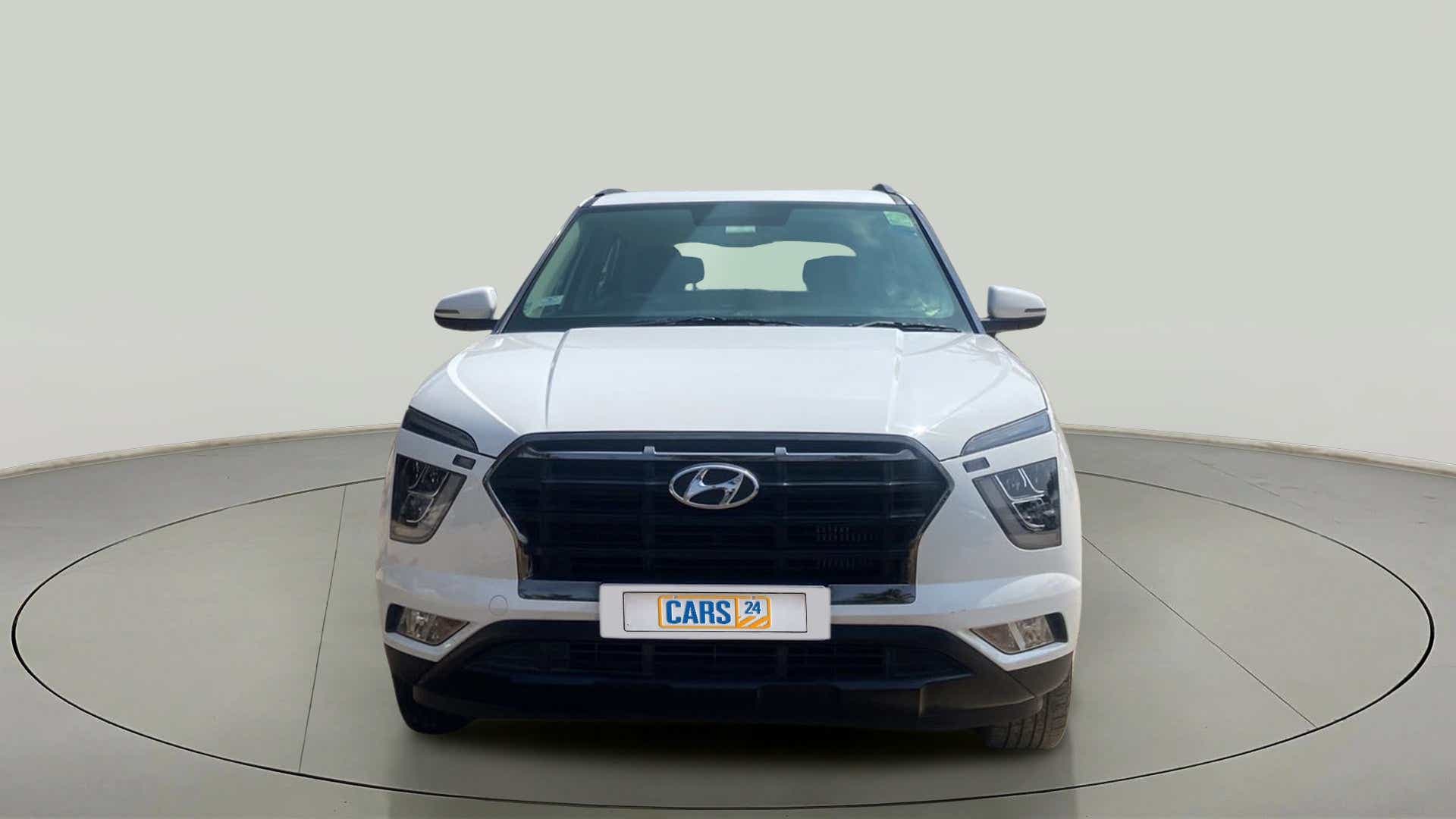 Front view of a Hyundai Creta 2018-2023