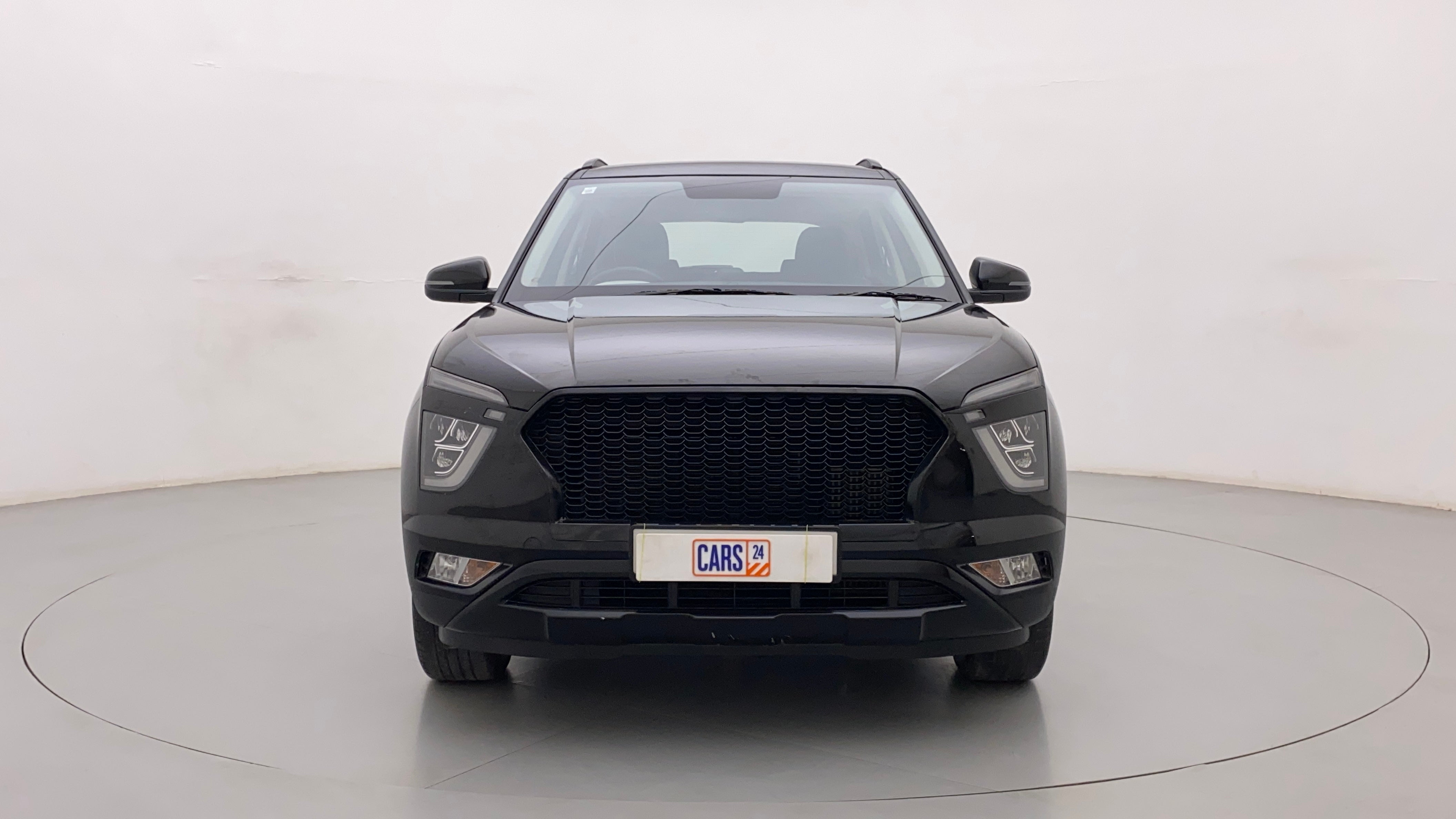 Front view of a Hyundai Creta 2018-2023