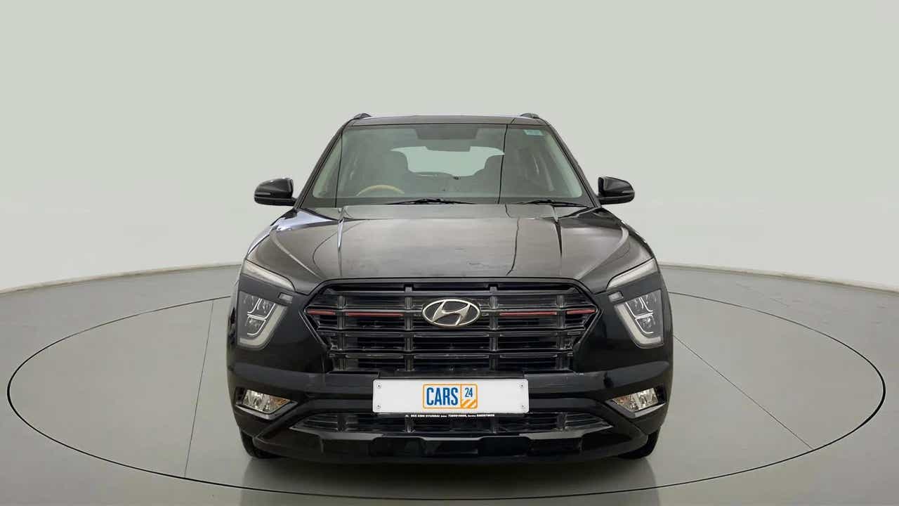 Front view of a Hyundai Creta 2018-2023