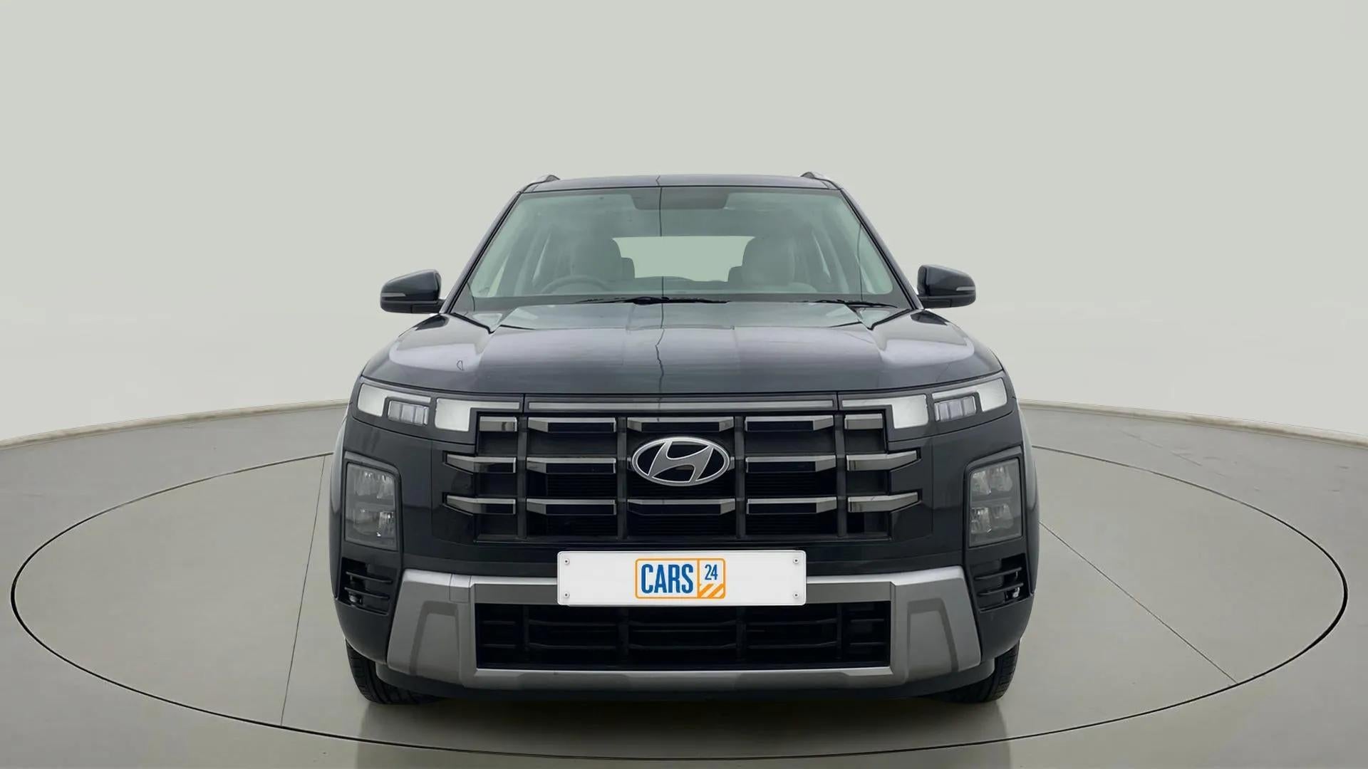 Front view of a Hyundai Creta