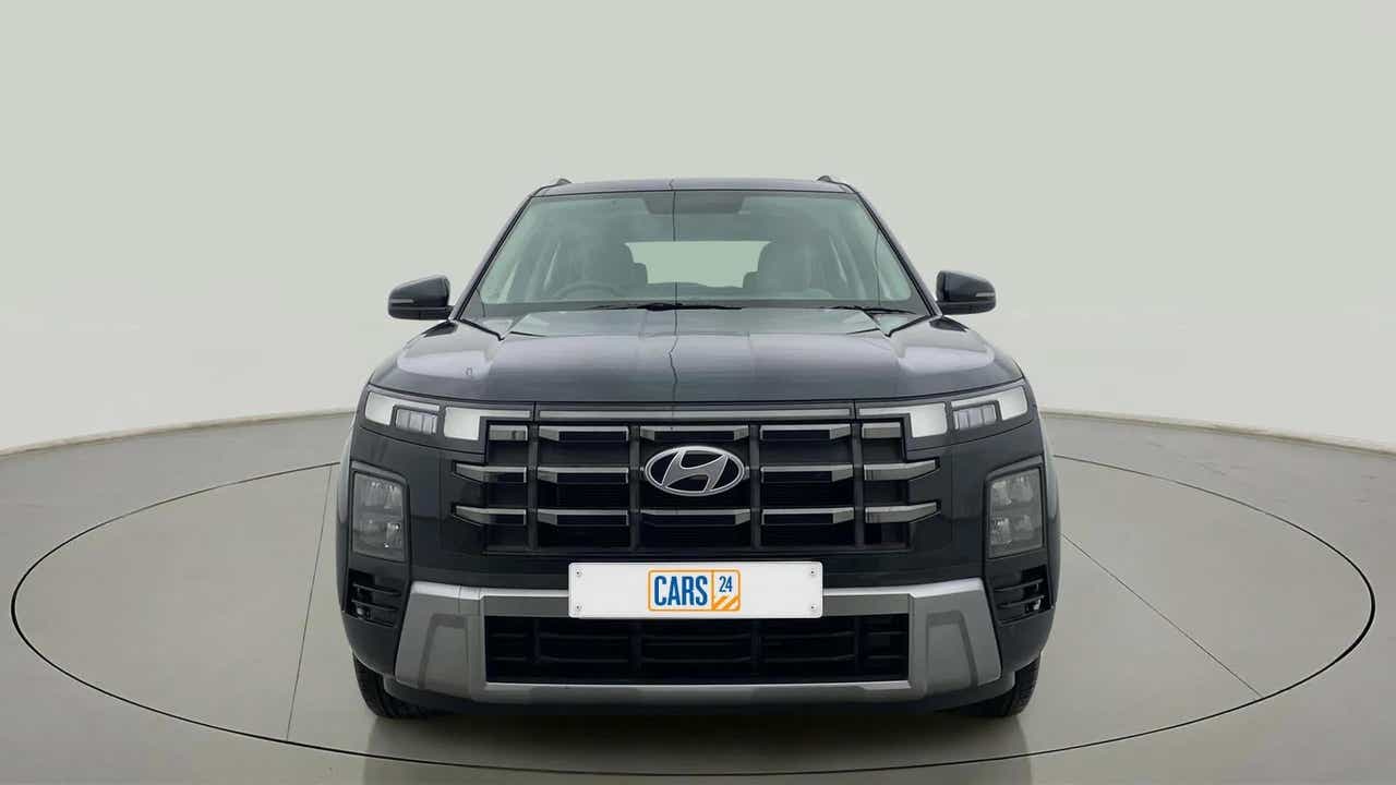 Front view of a Hyundai Creta