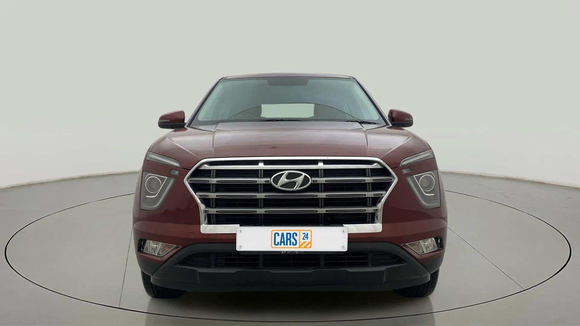 Front view of a Hyundai Creta 2018-2023