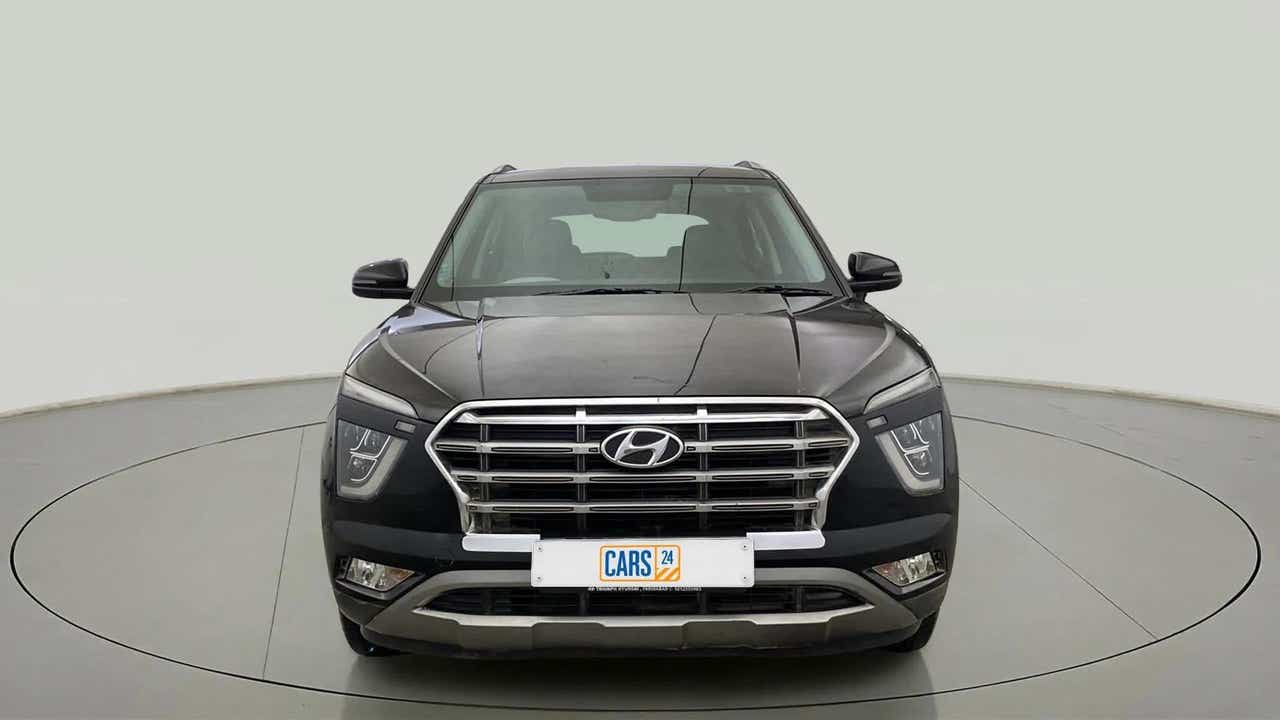Front view of a Hyundai Creta 2018-2023