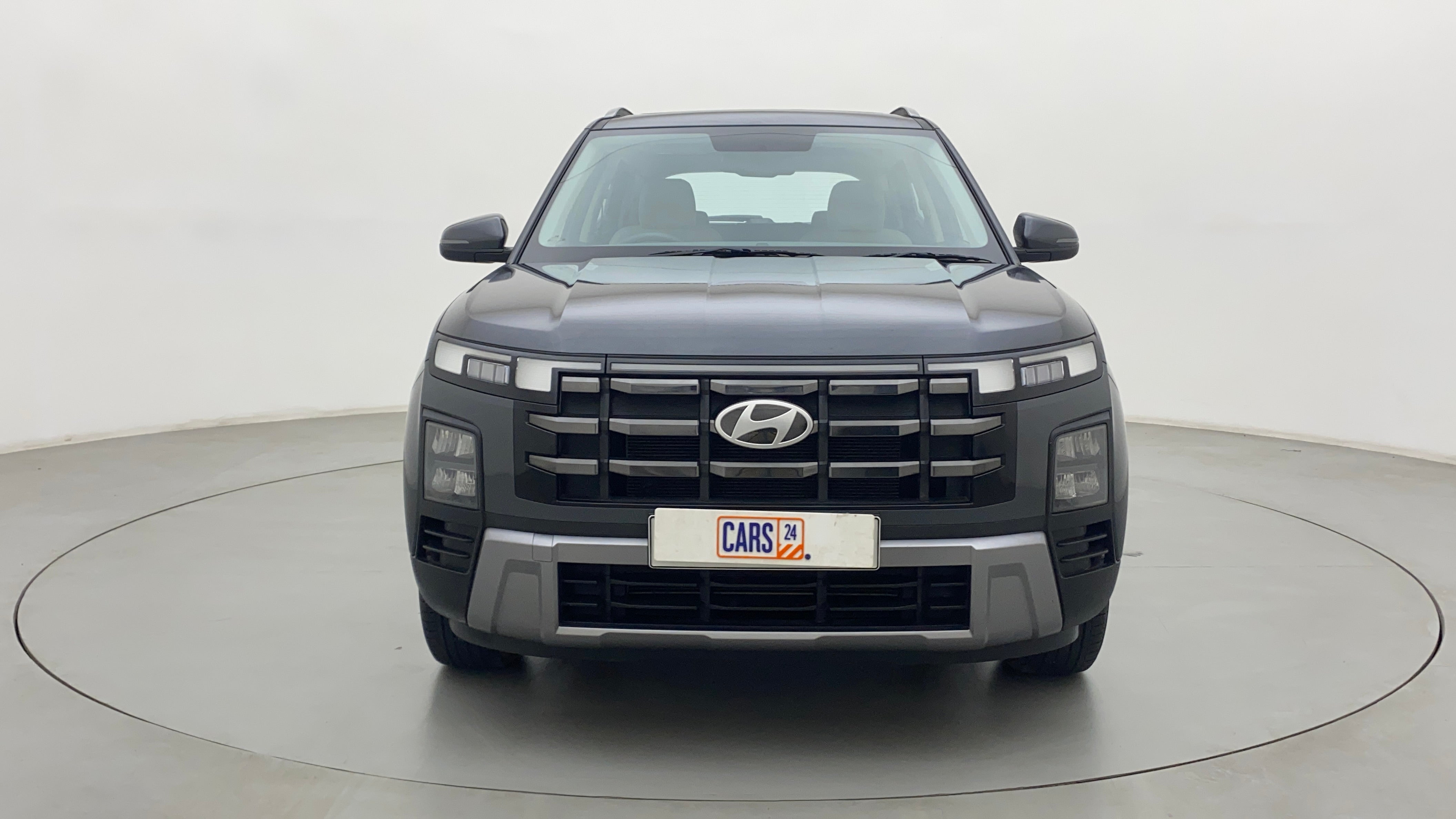Front view of a Hyundai Creta