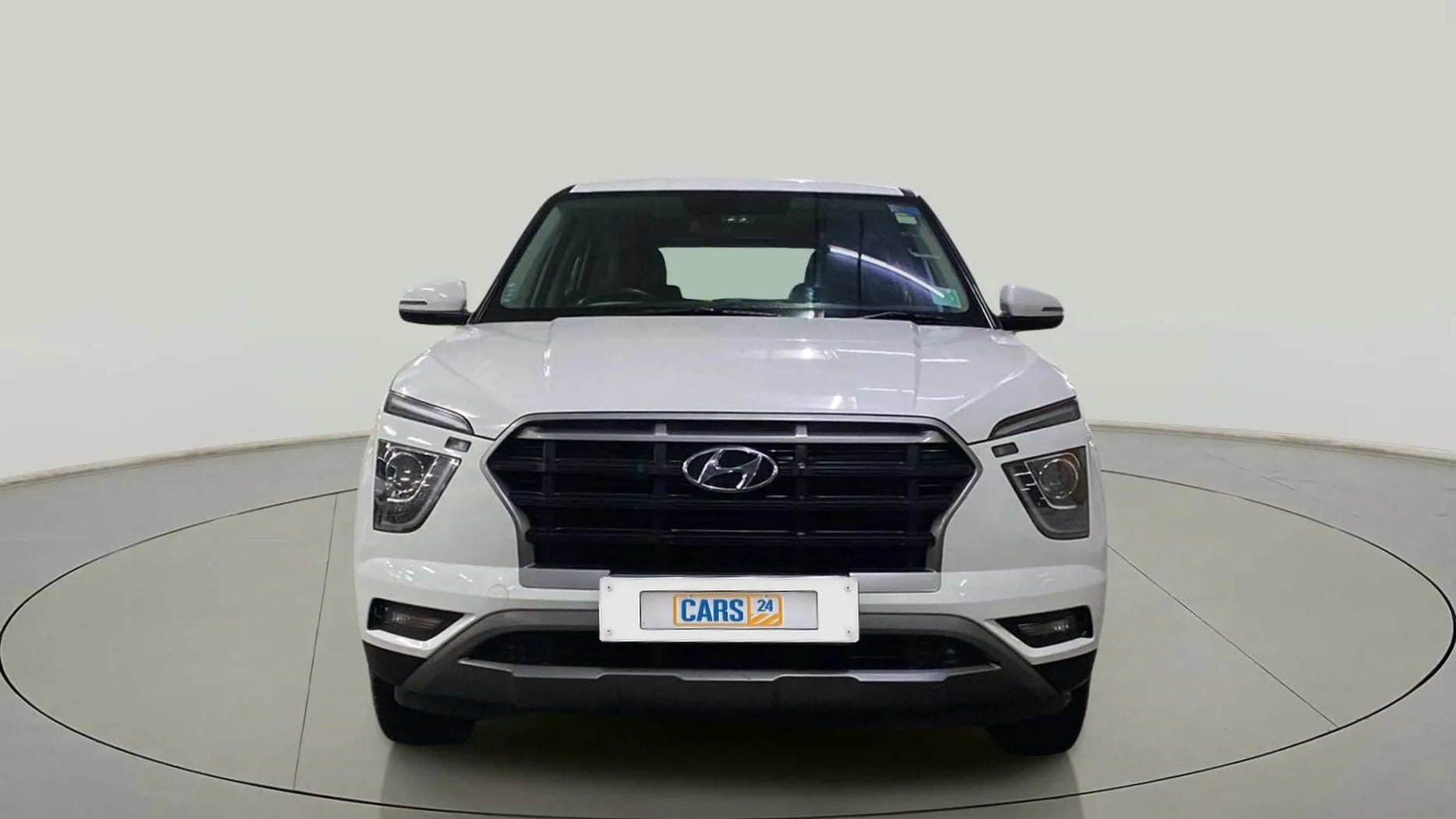 Front view of a Hyundai Creta 2018-2023