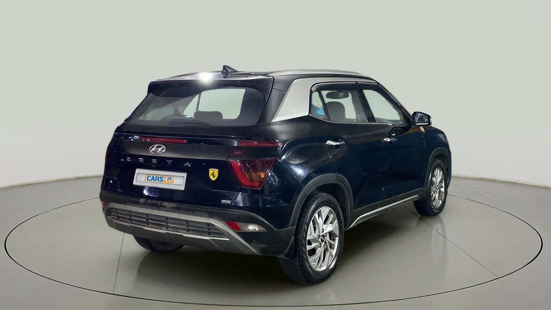Rear three-quarter view of a Hyundai Creta 2018-2023