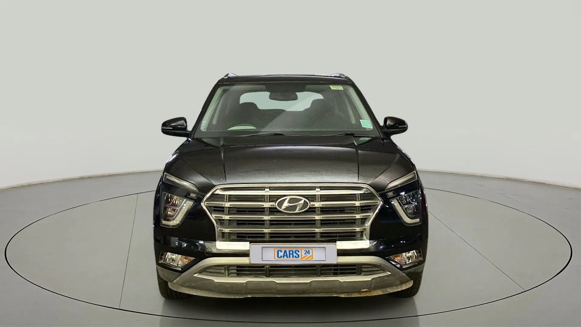 Front view of a Hyundai Creta 2018-2023