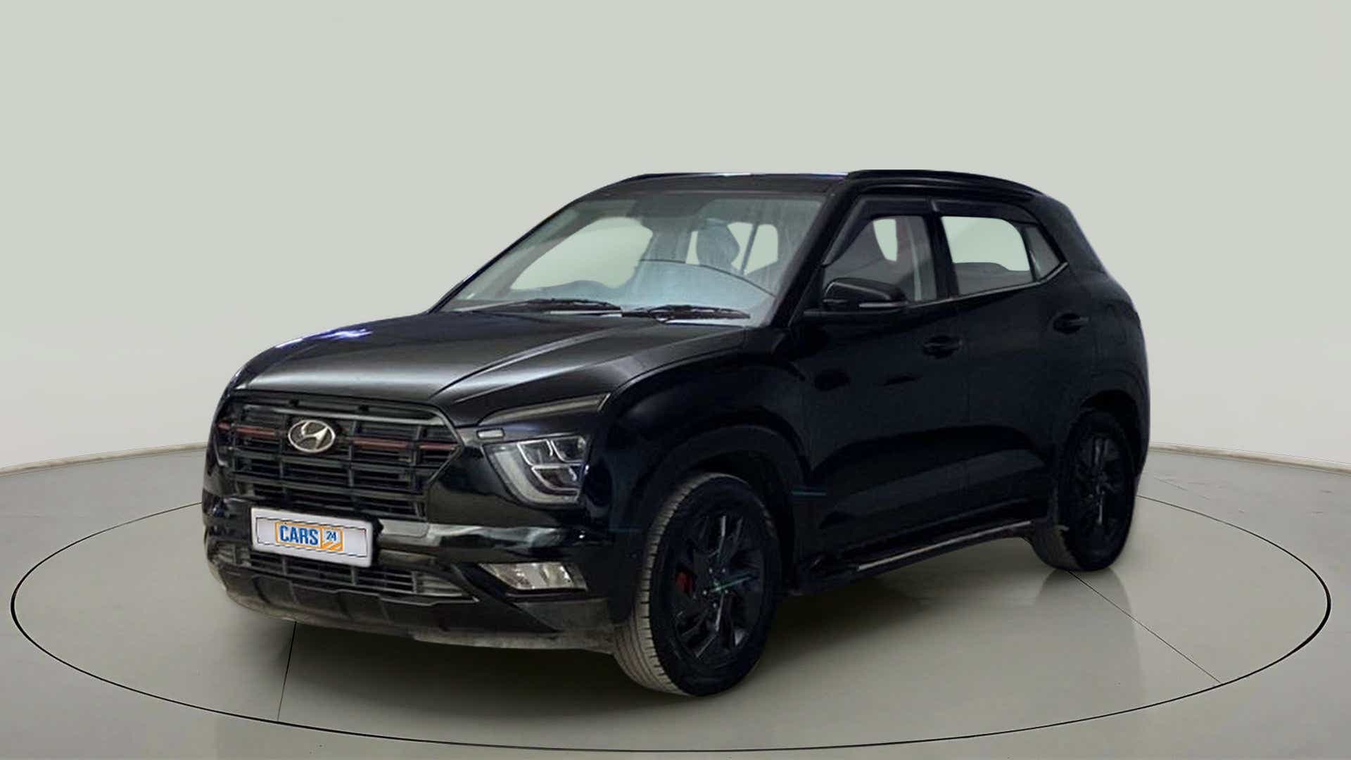 Front three-quarter view of a Hyundai Creta 2018-2023