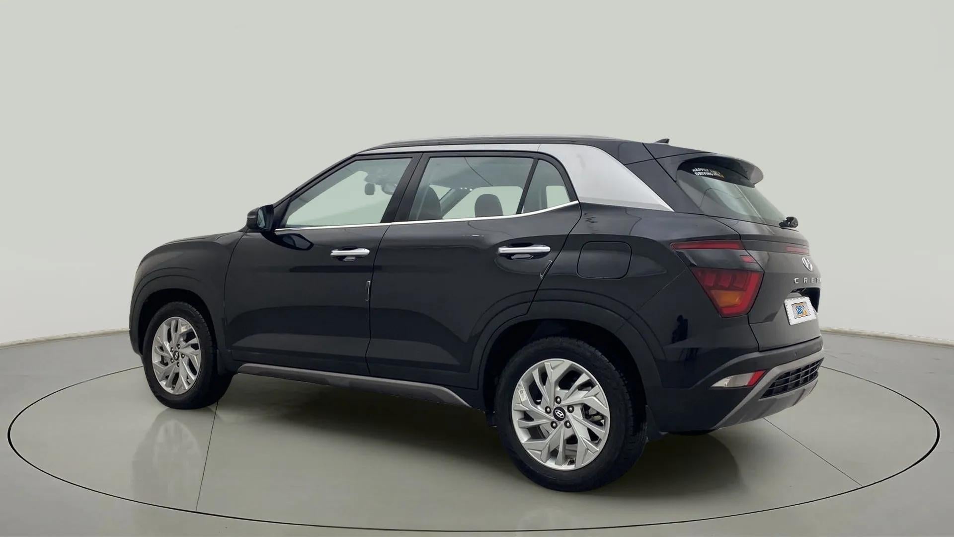 Rear three-quarter view of a Hyundai Creta 2018-2023