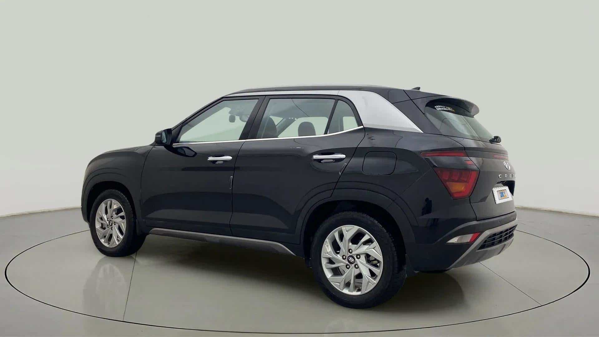 Rear three-quarter view of a Hyundai Creta 2018-2023