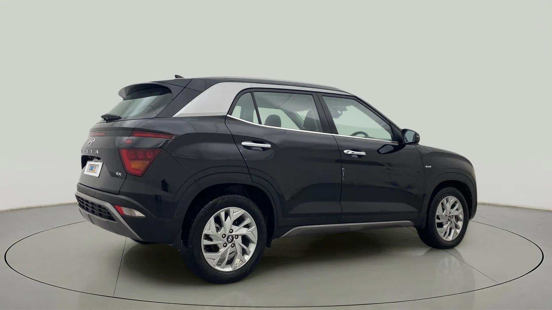Rear three-quarter view of a Hyundai Creta 2018-2023