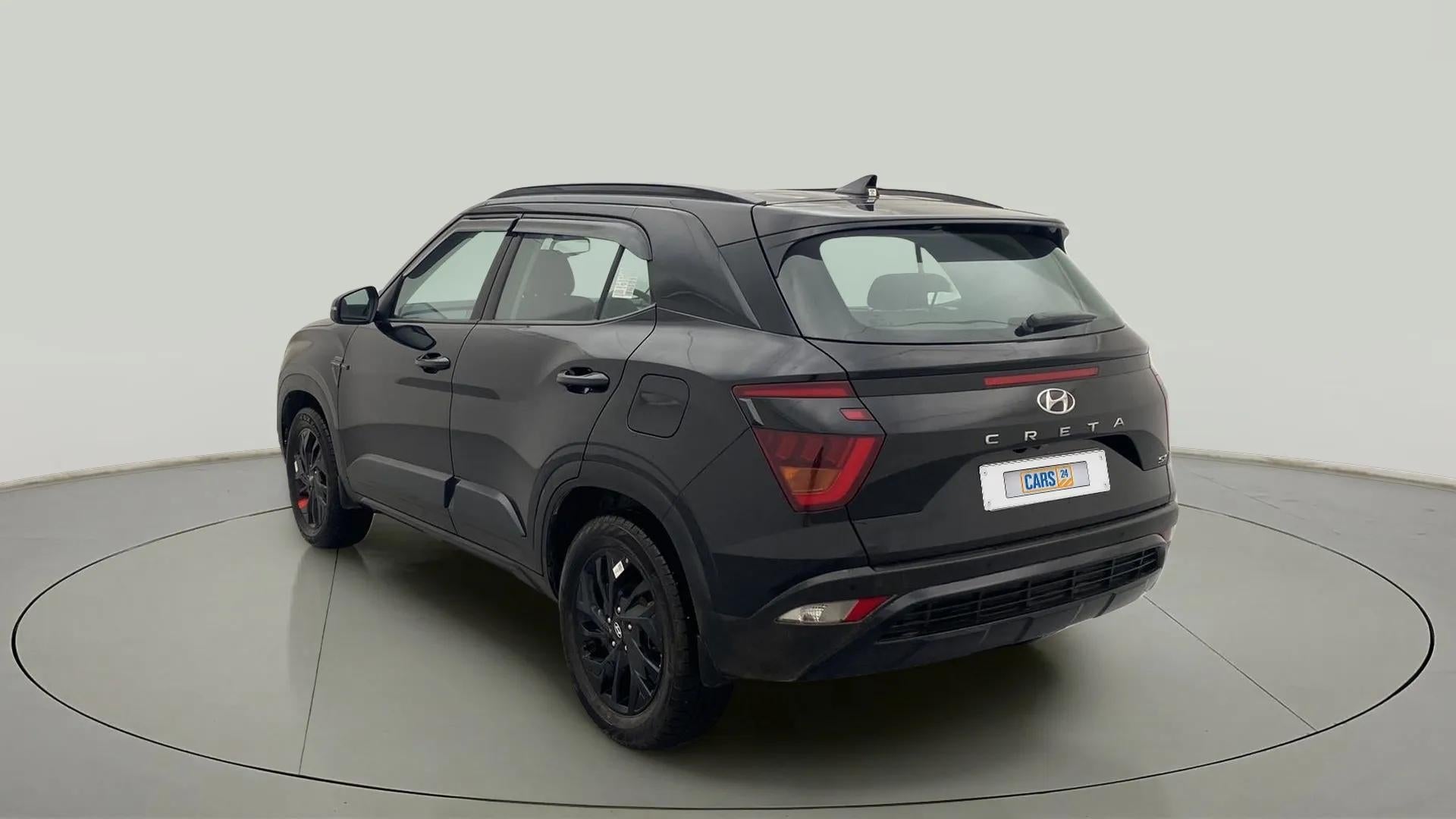 Rear three-quarter view of a Hyundai Creta 2018-2023