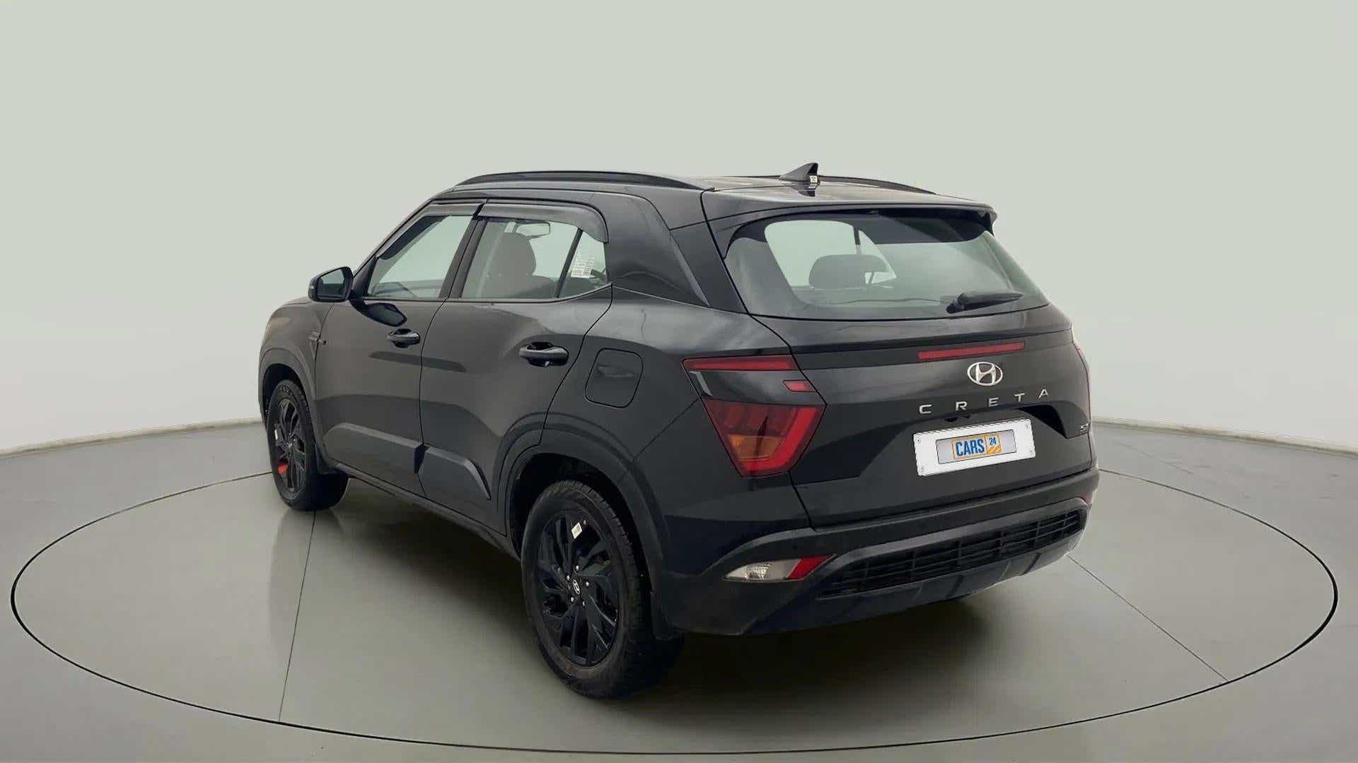Rear three-quarter view of a Hyundai Creta 2018-2023