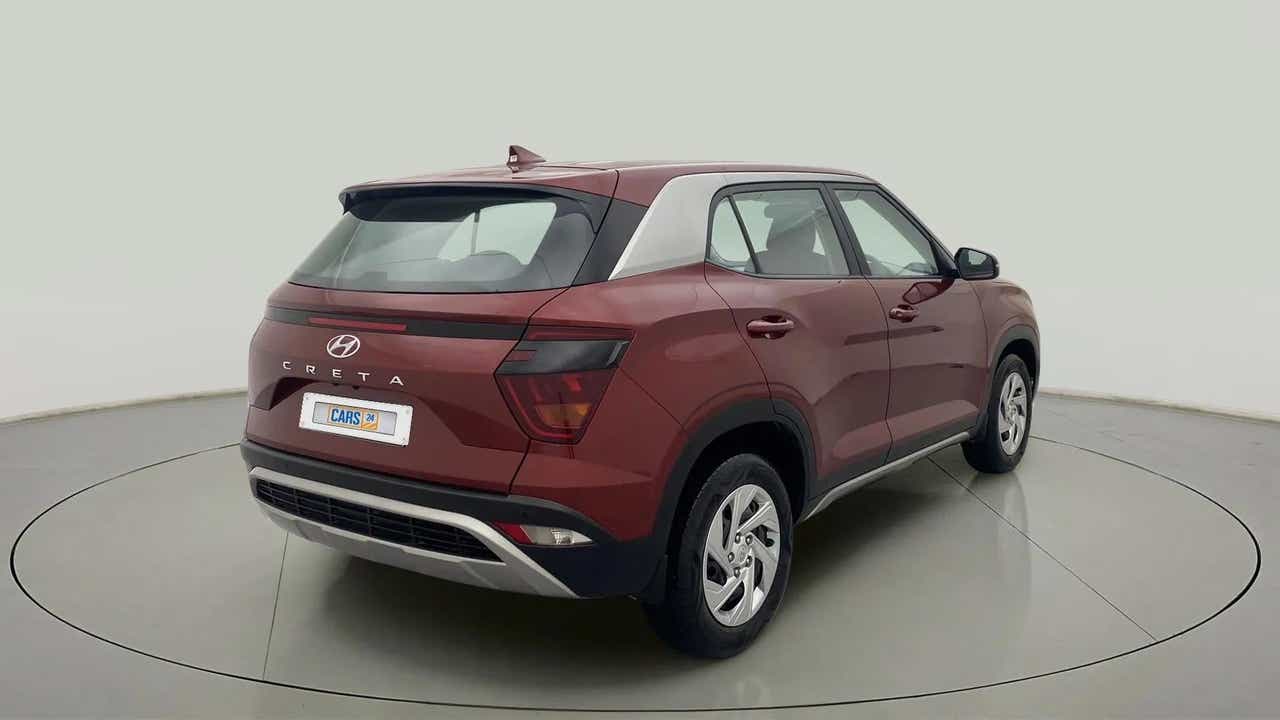 Rear three-quarter view of a Hyundai Creta 2018-2023