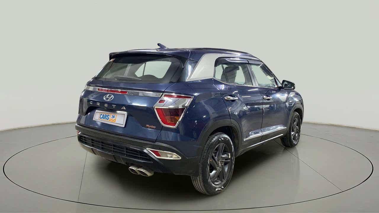 Rear three-quarter view of a Hyundai Creta 2018-2023
