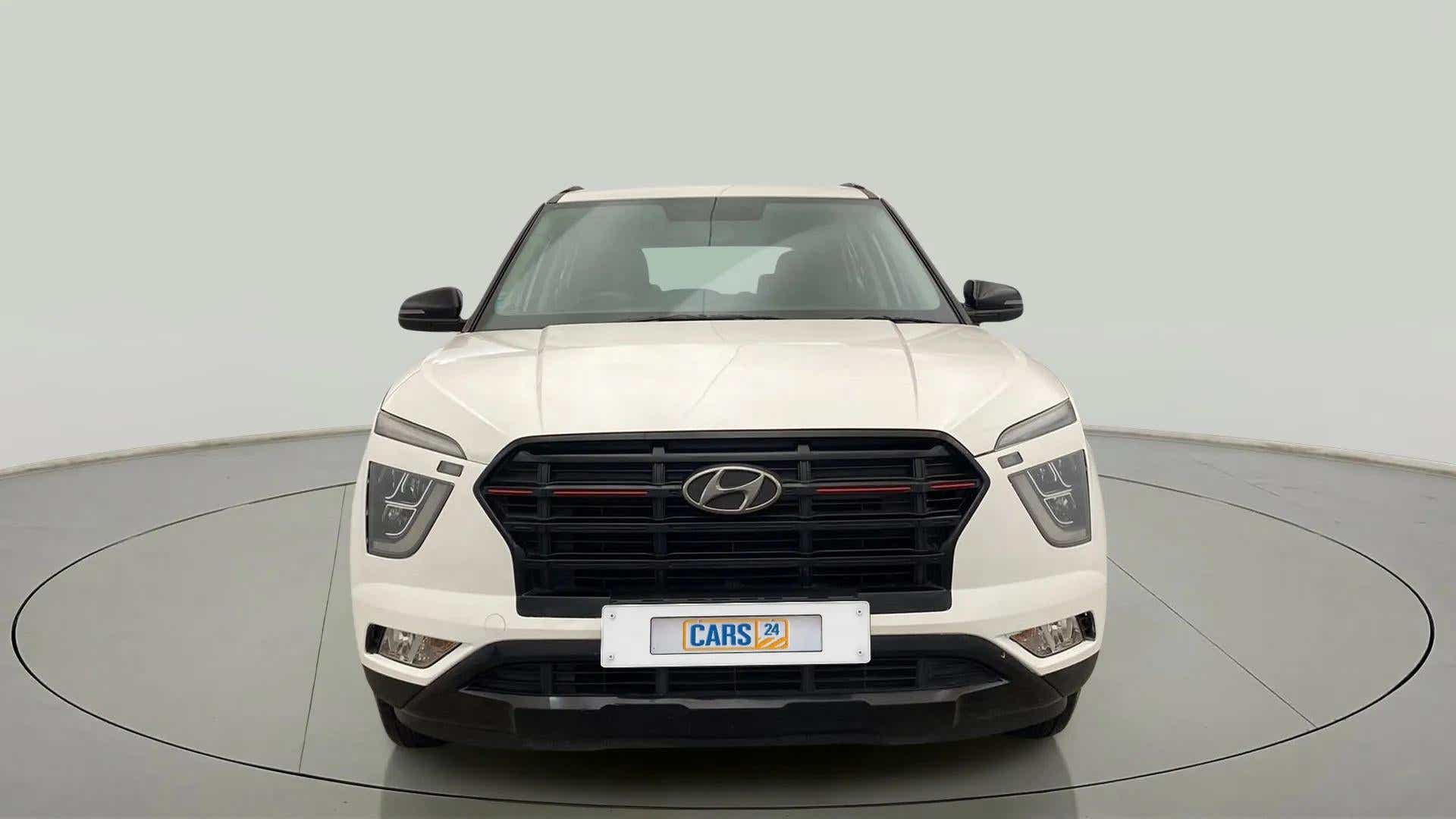 Front view of a hyundai creta 2018-2023