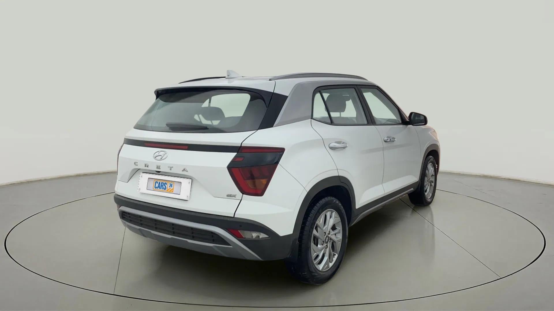 Rear three-quarter view of a Hyundai Creta 2018-2023