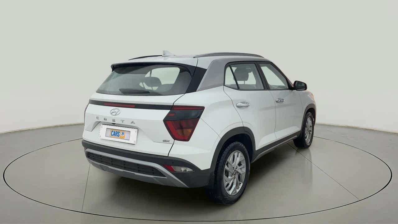 Rear three-quarter view of a Hyundai Creta 2018-2023