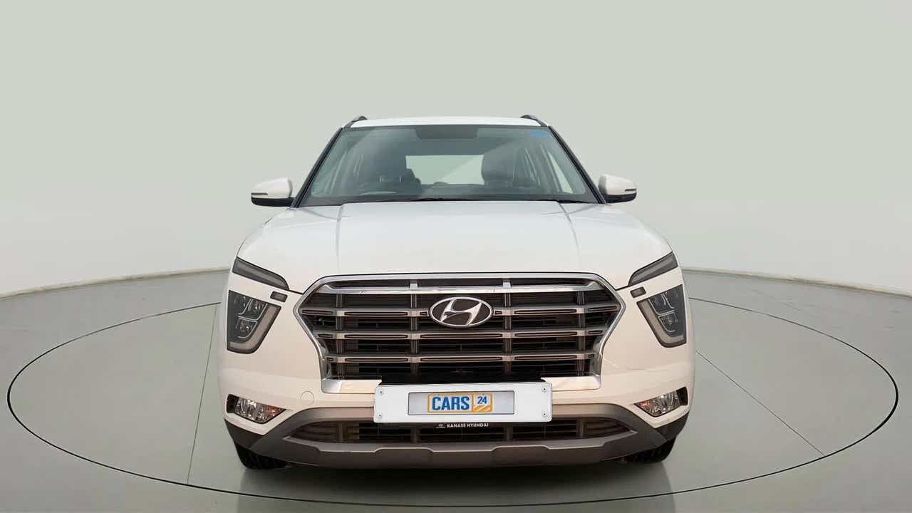 Front view of a Hyundai Creta 2018-2023