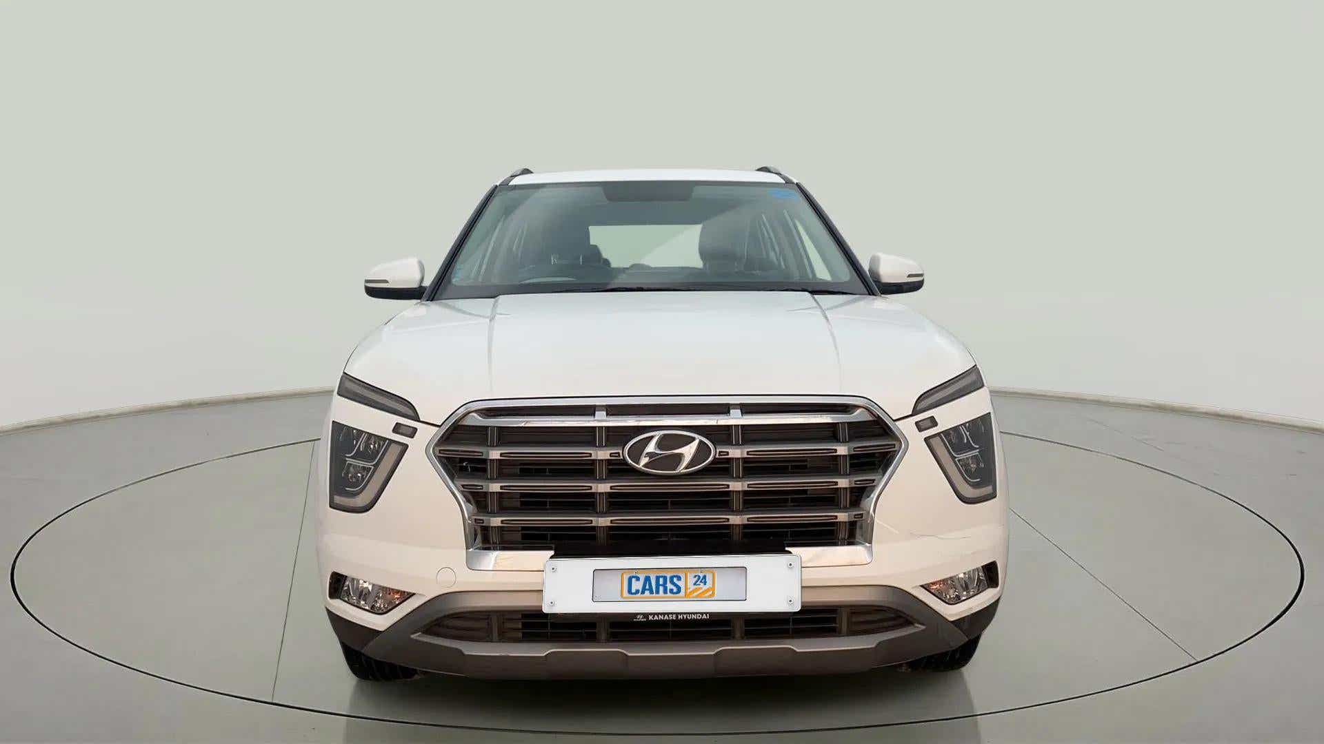 Front view of a Hyundai Creta 2018-2023