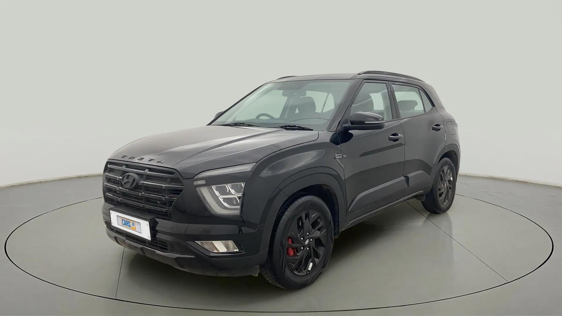 Front three-quarter view of a Hyundai Creta 2018-2023