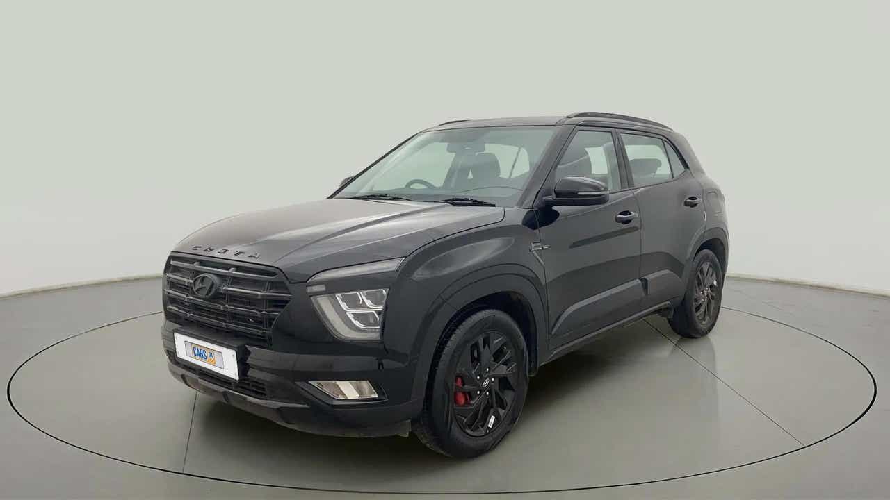 Front three-quarter view of a Hyundai Creta 2018-2023