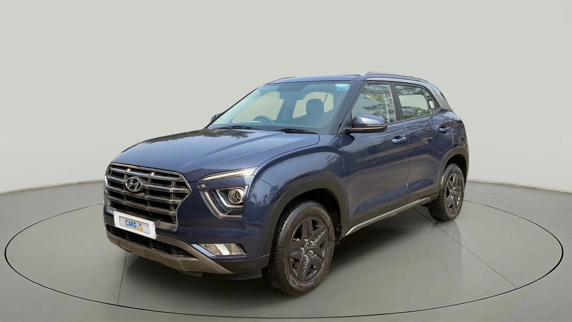 Front three-quarter view of a Hyundai Creta 2018-2023