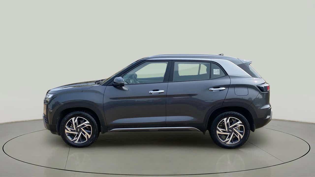 Side view of a Titan Grey Hyundai Creta