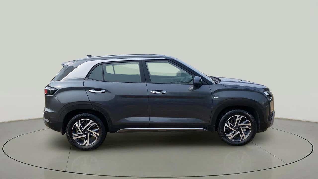 Side view of a Titan Grey Hyundai Creta
