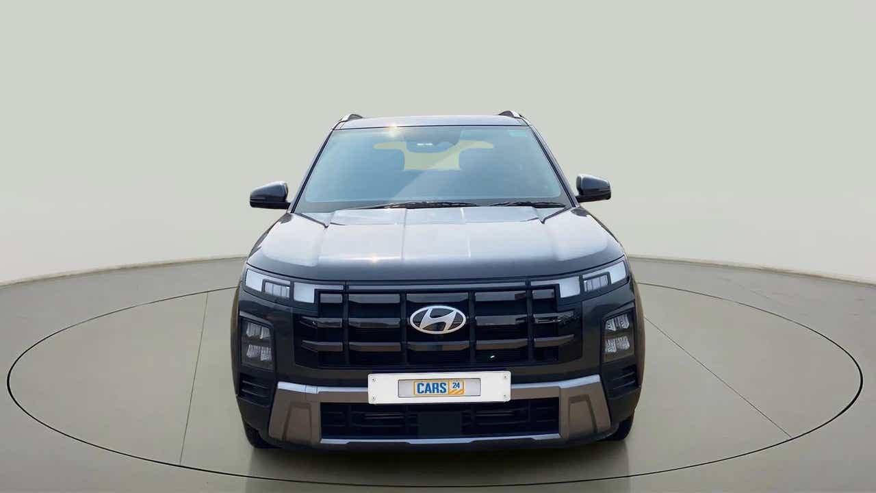 Front view of a Hyundai Creta