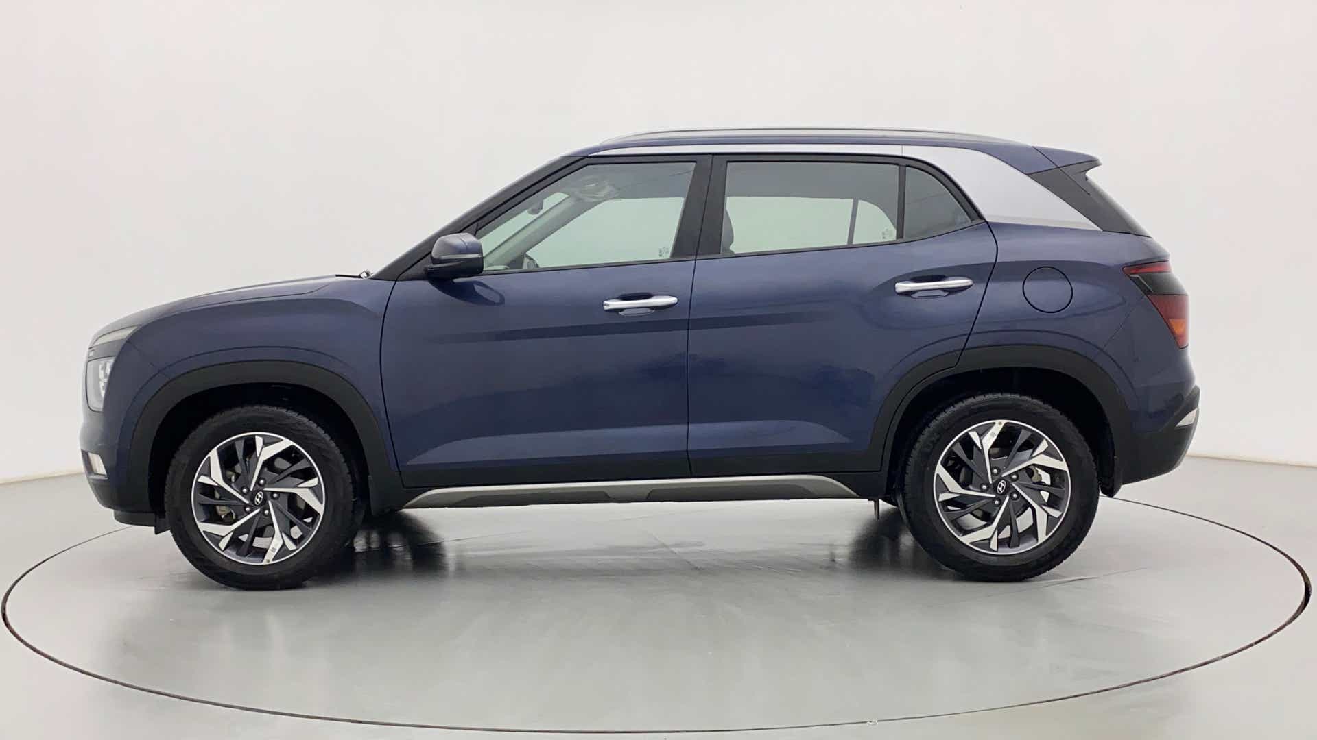 Side view of a Hyundai Creta 2018-2023